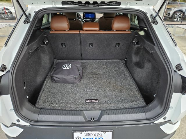 Used 2023 Volkswagen ID.4 Pro AWD/4WD image 11