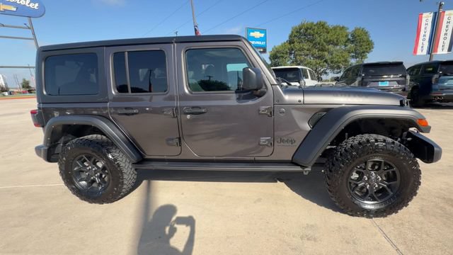 Used 2025 Jeep Wrangler Unlimited Sport AWD/4WD image 9