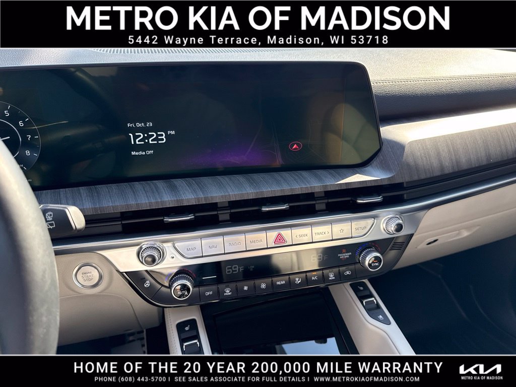 Used 2024 Kia Telluride SX Prestige w/ Towing Package AWD/4WD image 23