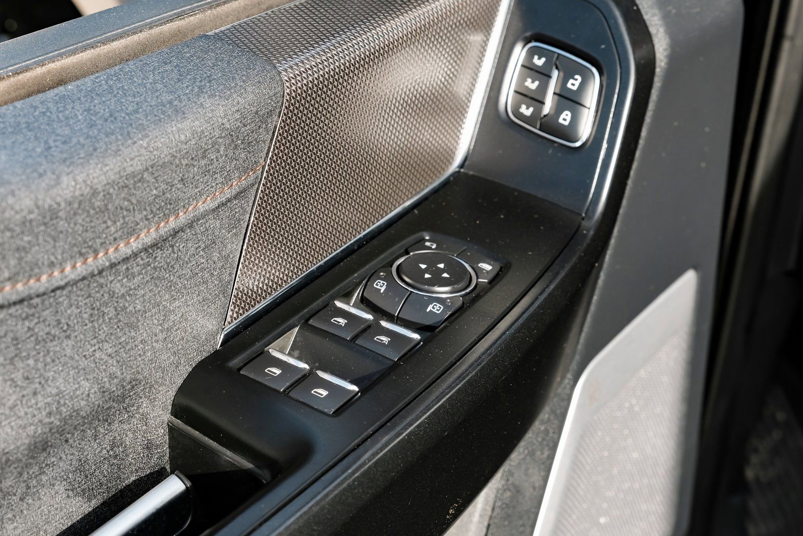 Used 2022 Ford F150 Raptor w/ Equipment Group 801A High image 43