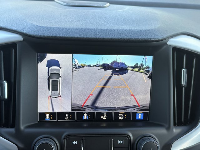 Used 2023 GMC Terrain SLT w/ Infotainment Package II AWD/4WD image 14