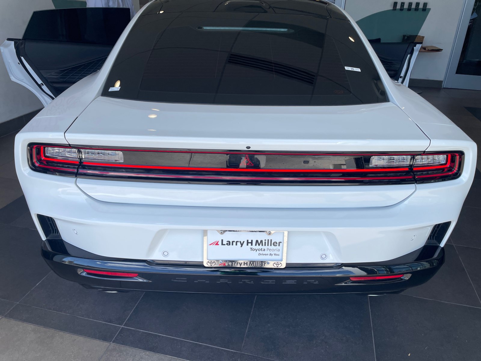 Used 2026 Dodge Charger R/T w/ Driver Convenience Group AWD/4WD image 24