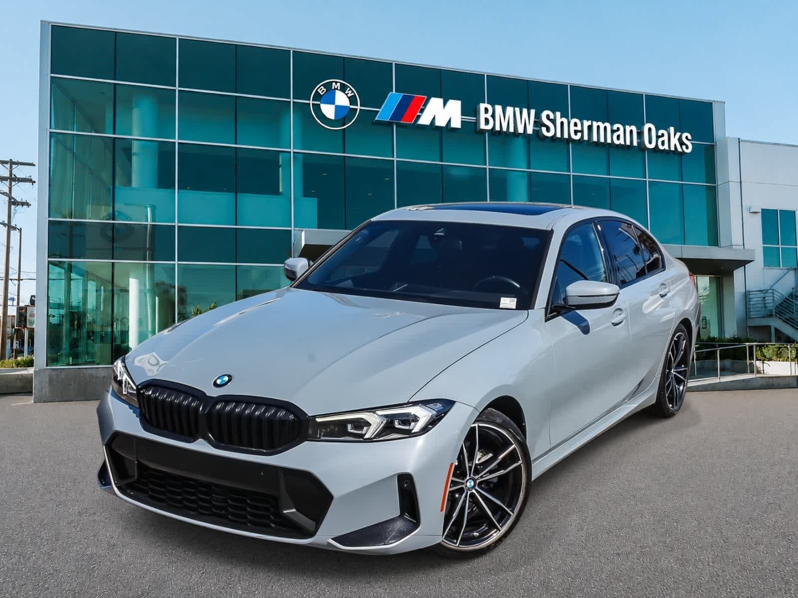 Used 2023 BMW 330i Sedan w/ M Sport Package RWD image 1