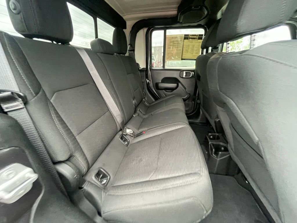 Used 2021 Jeep Gladiator Sport image 28