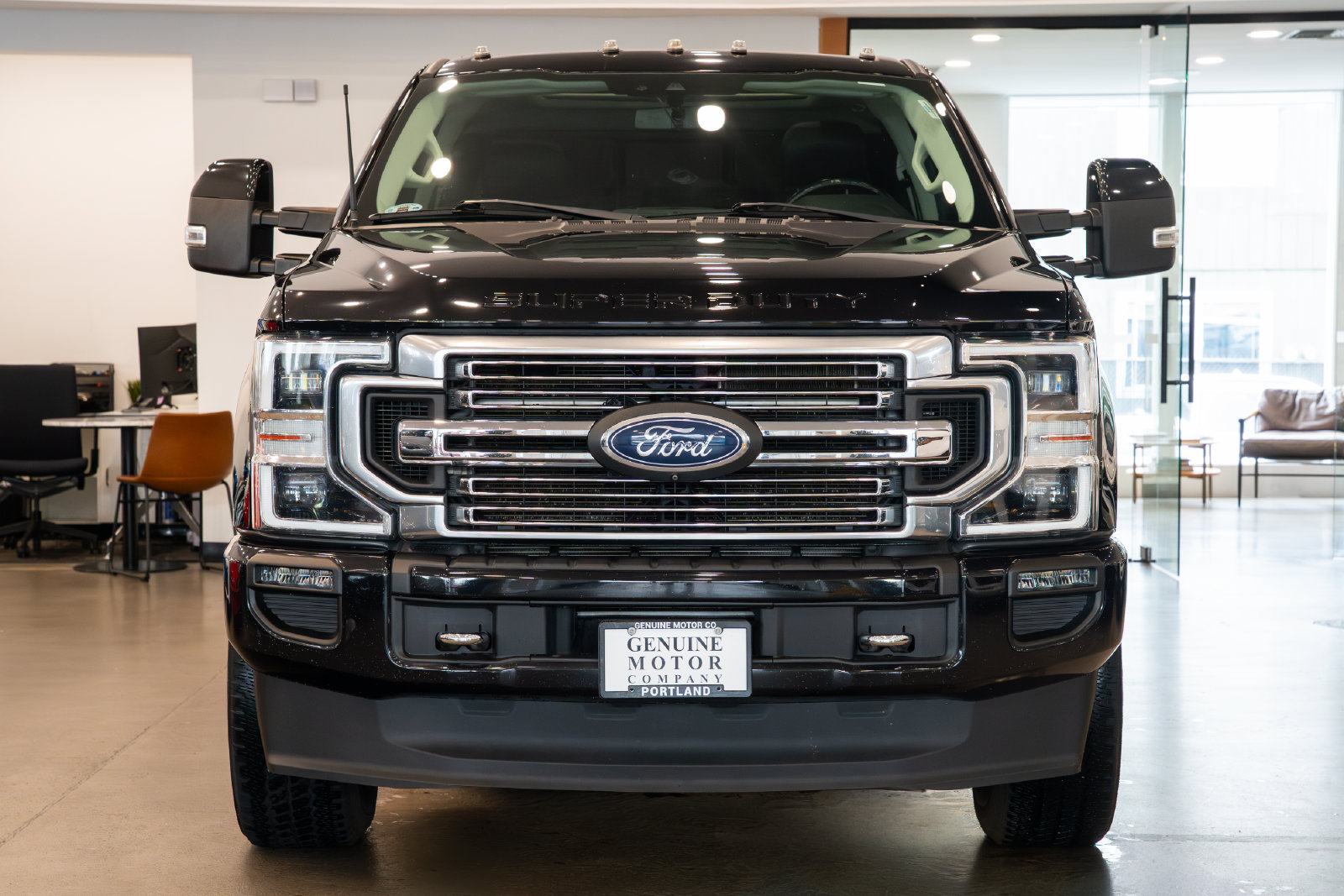 Used 2021 Ford F350 Limited w/ FX4 Off-Road Package AWD/4WD image 2