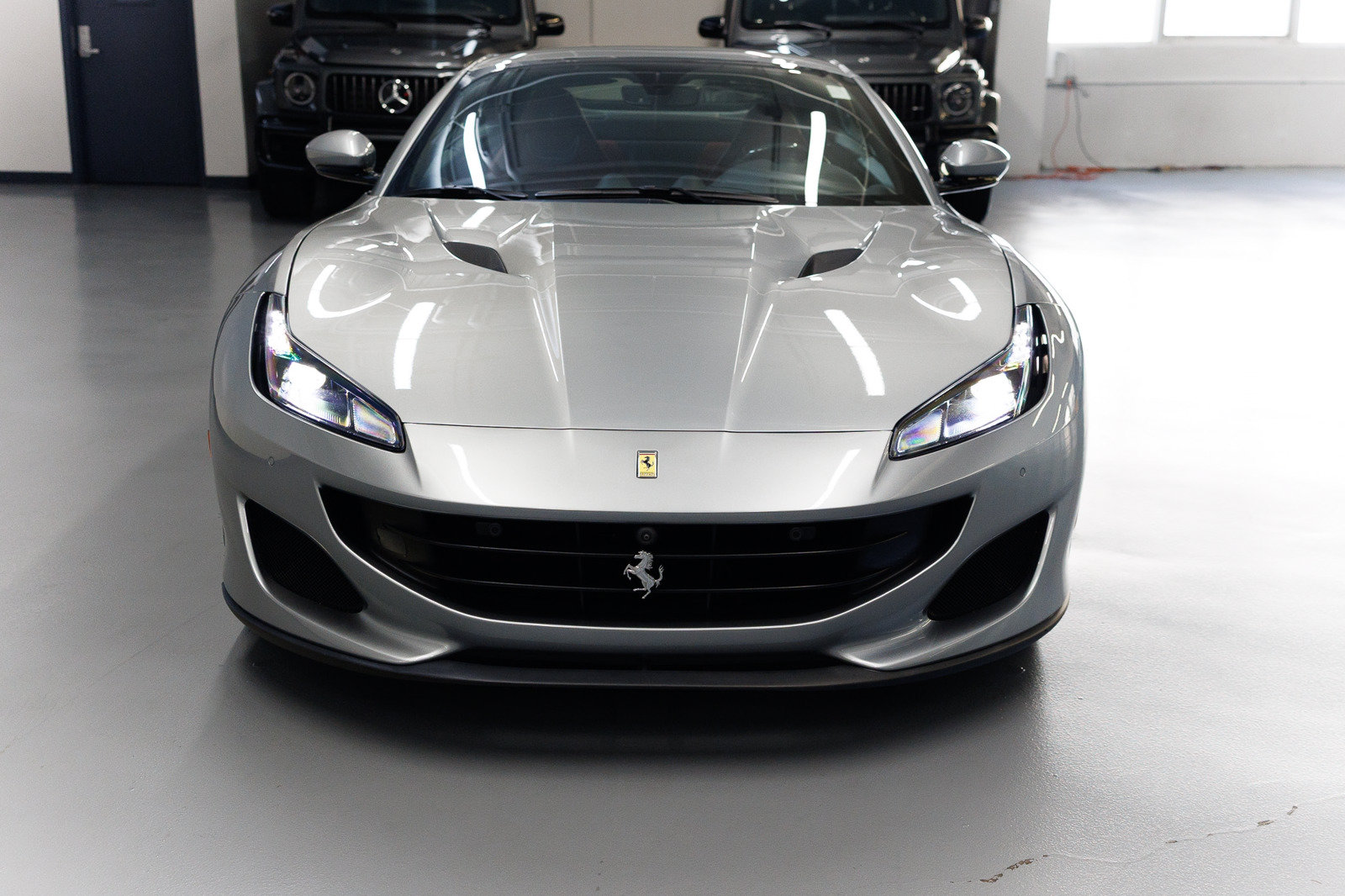 Used 2019 Ferrari Portofino RWD image 15