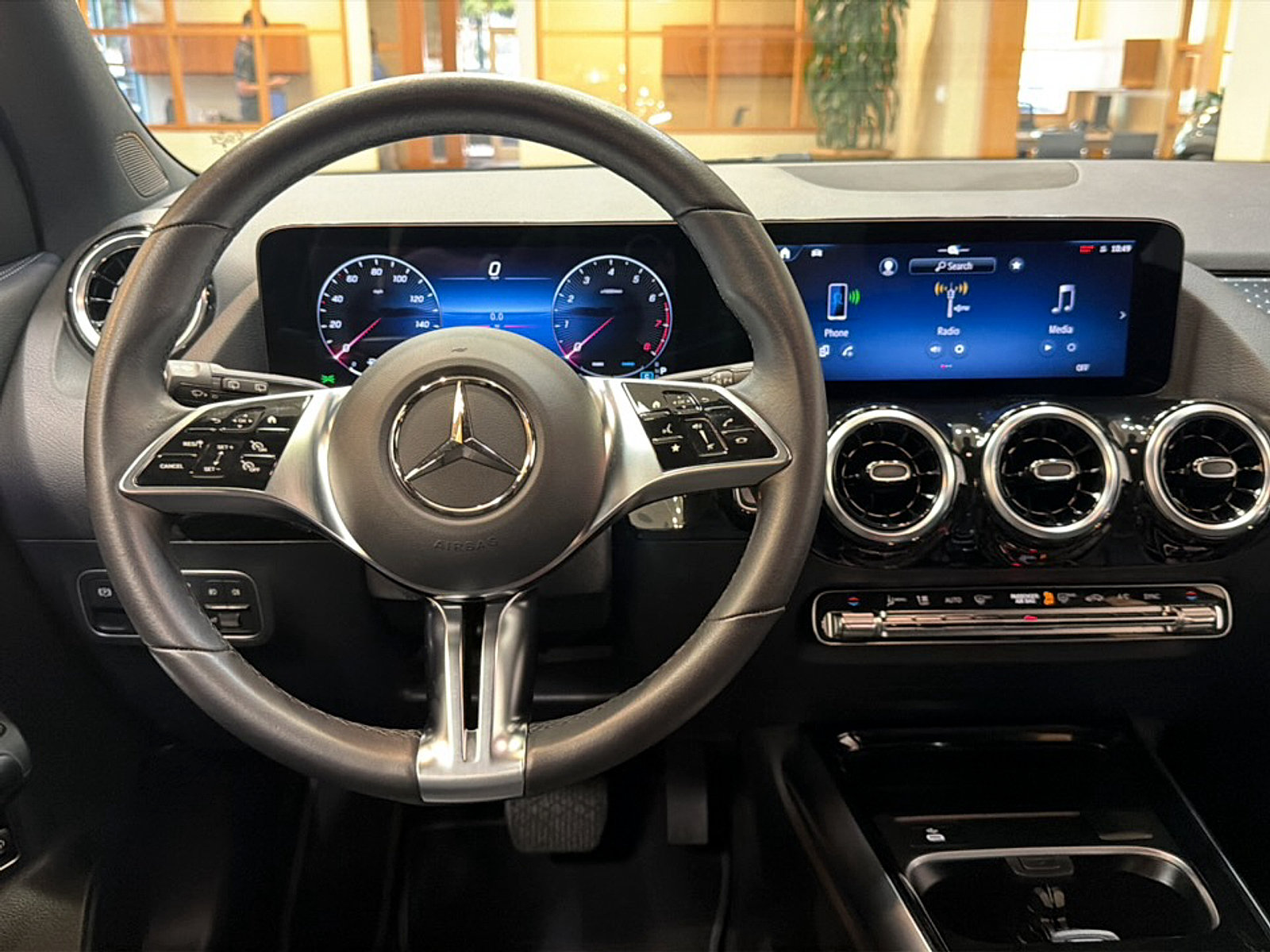 Certified 2025 Mercedes-Benz GLA 250 image 15