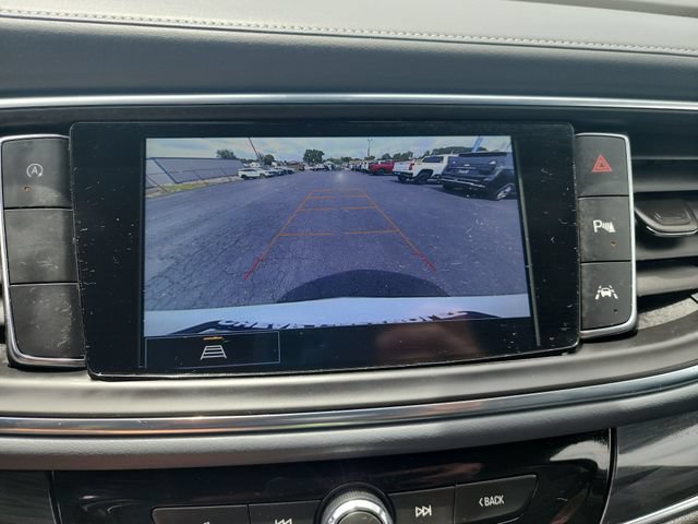 Used 2023 Buick Enclave Essence FWD image 21