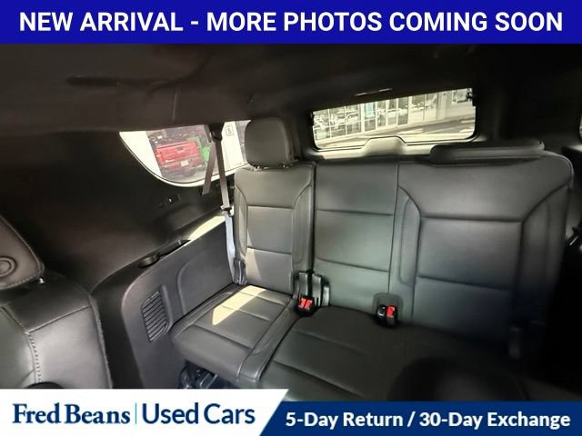 Used 2023 Chevrolet Suburban Z71 w/ Luxury Package AWD/4WD image 19