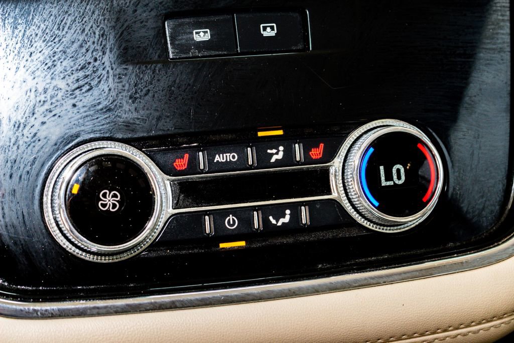 Used 2020 Lincoln Navigator Reserve image 15