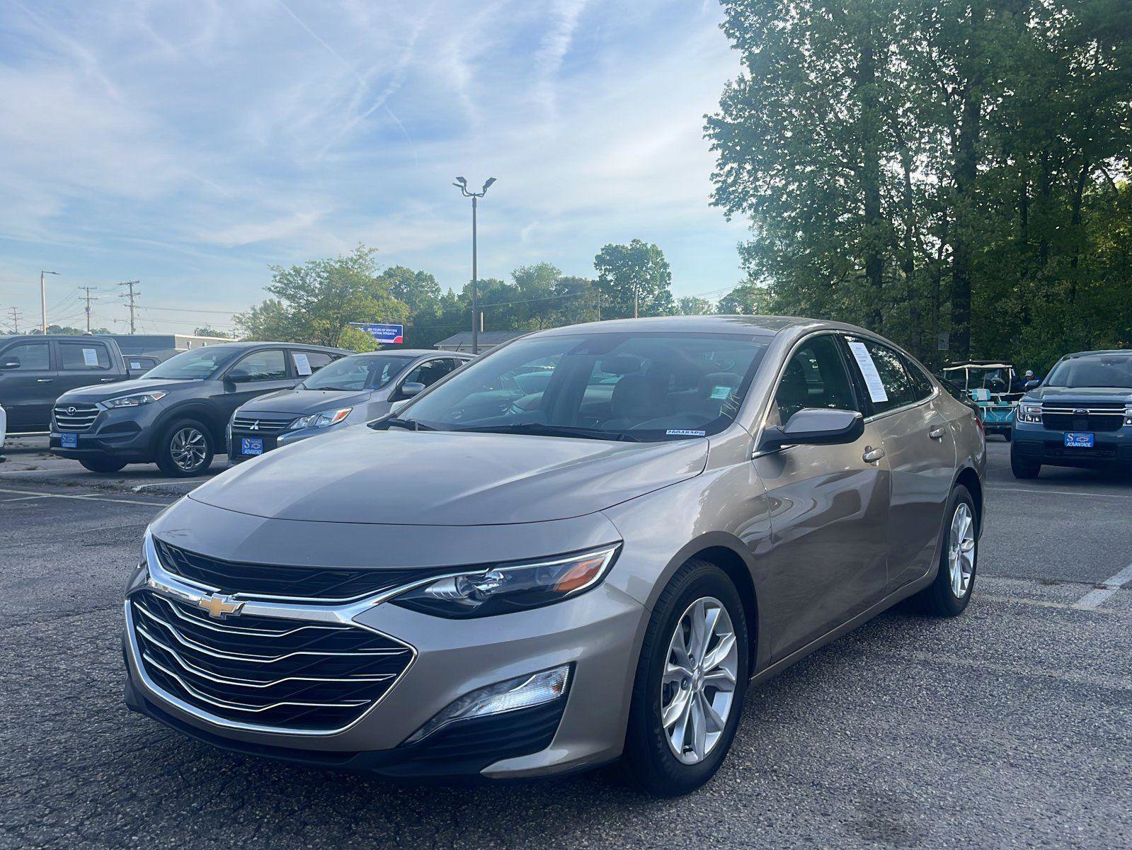 Used 2025 Chevrolet Malibu LT image 1