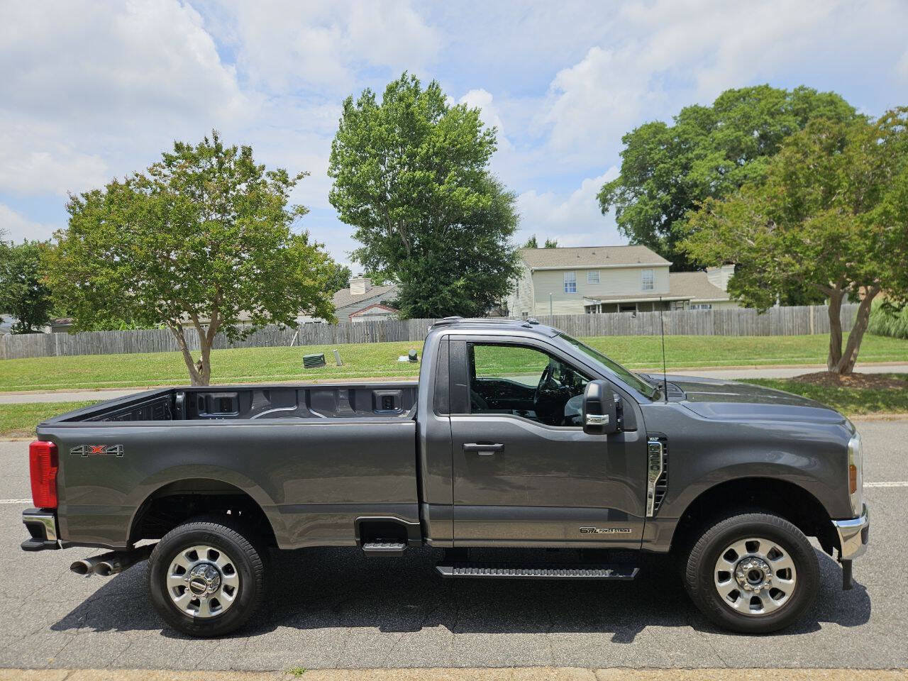 Used 2024 Ford F350 XLT AWD/4WD image 7