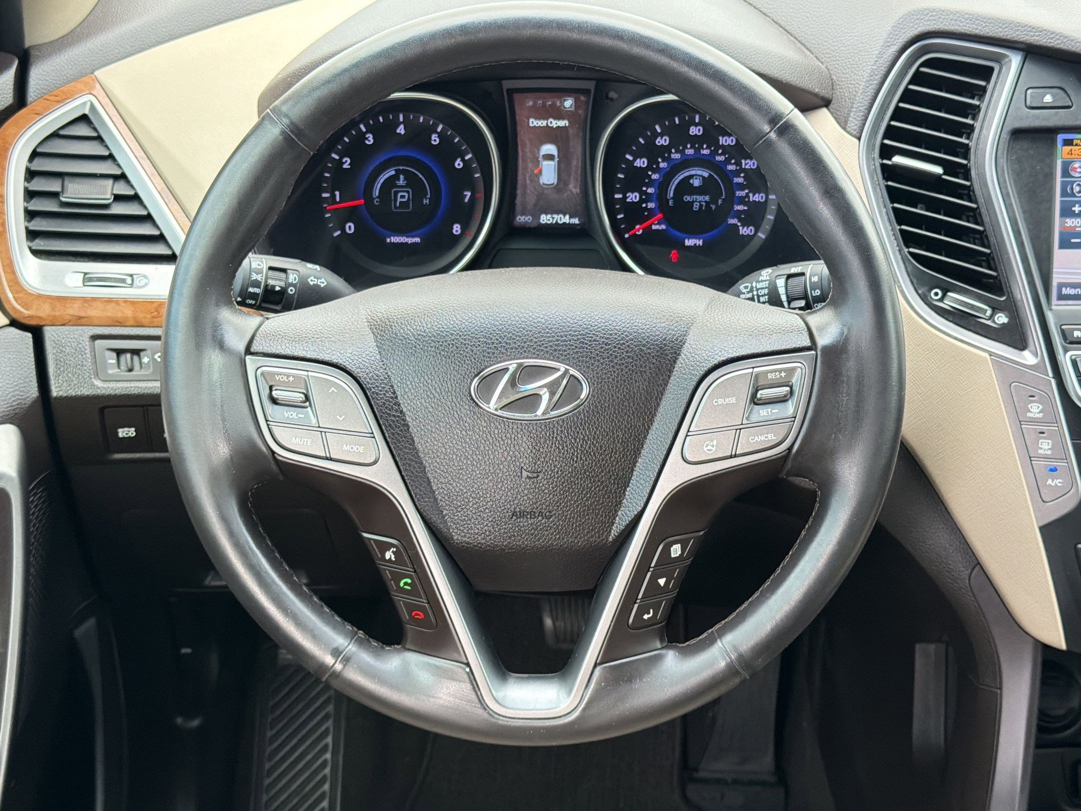 Used 2014 Hyundai Santa Fe GLS w/ Ultimate Package 06 FWD image 14