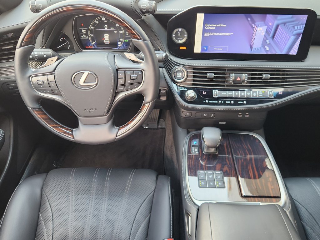 Certified 2023 Lexus LS 500 w/ Luxury Package RWD image 27