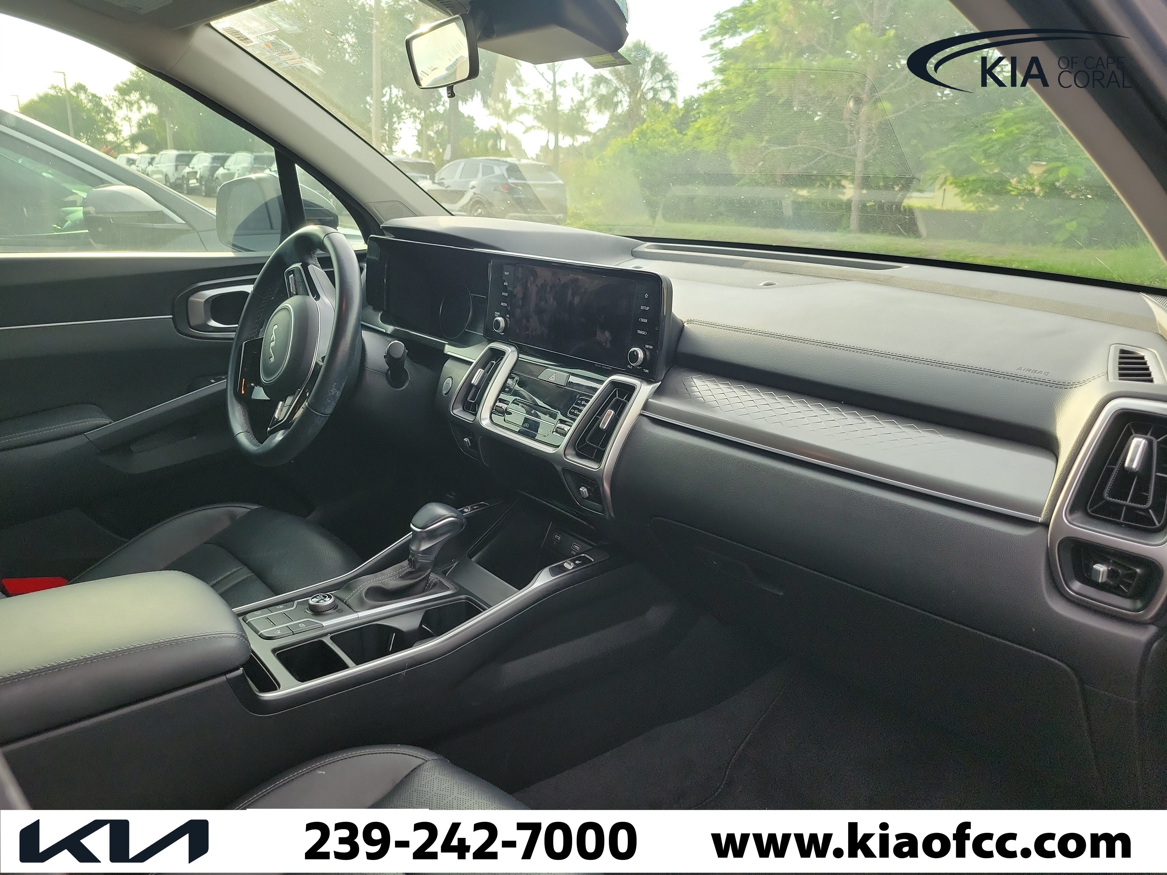 Certified 2023 Kia Sorento S FWD image 7