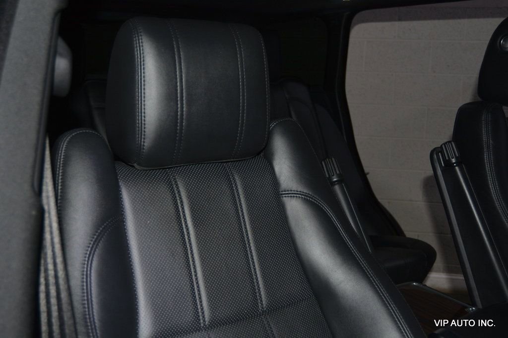 Used 2017 Land Rover Range Rover Long Wheelbase Supercharged image 14