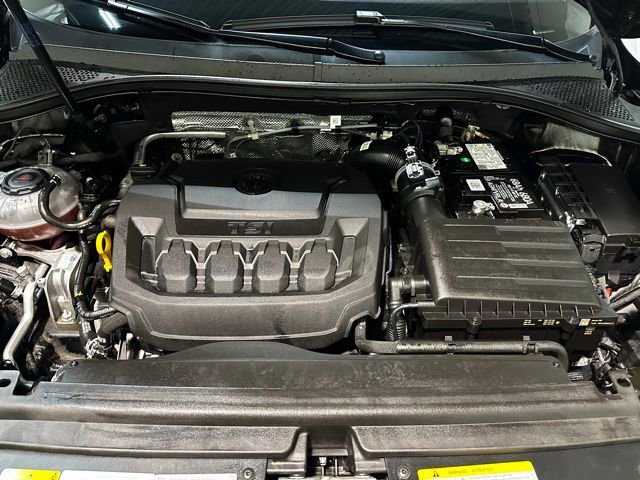 Certified 2022 Volkswagen Tiguan SE image 38