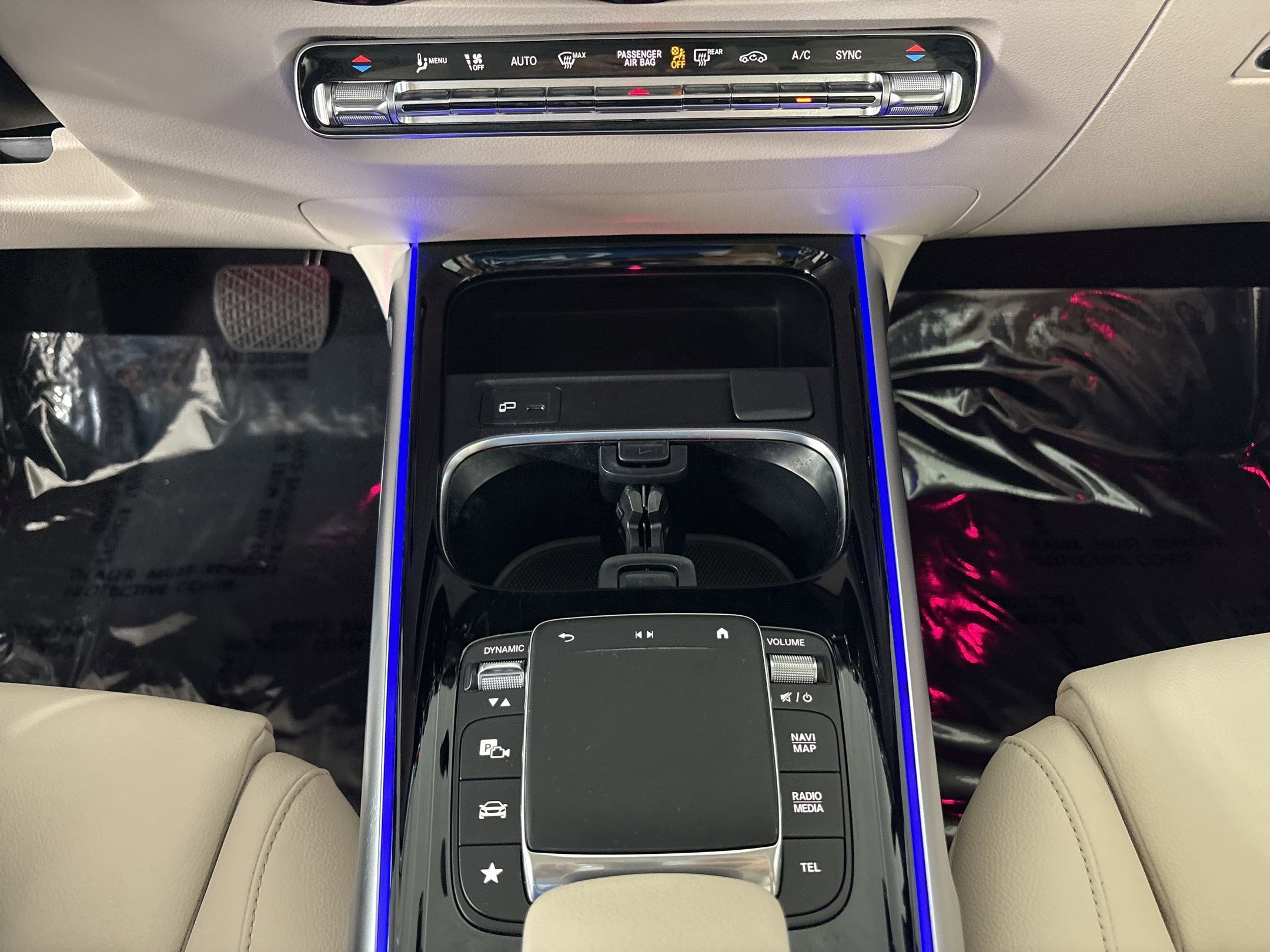 Certified 2023 Mercedes-Benz GLB 250 image 18