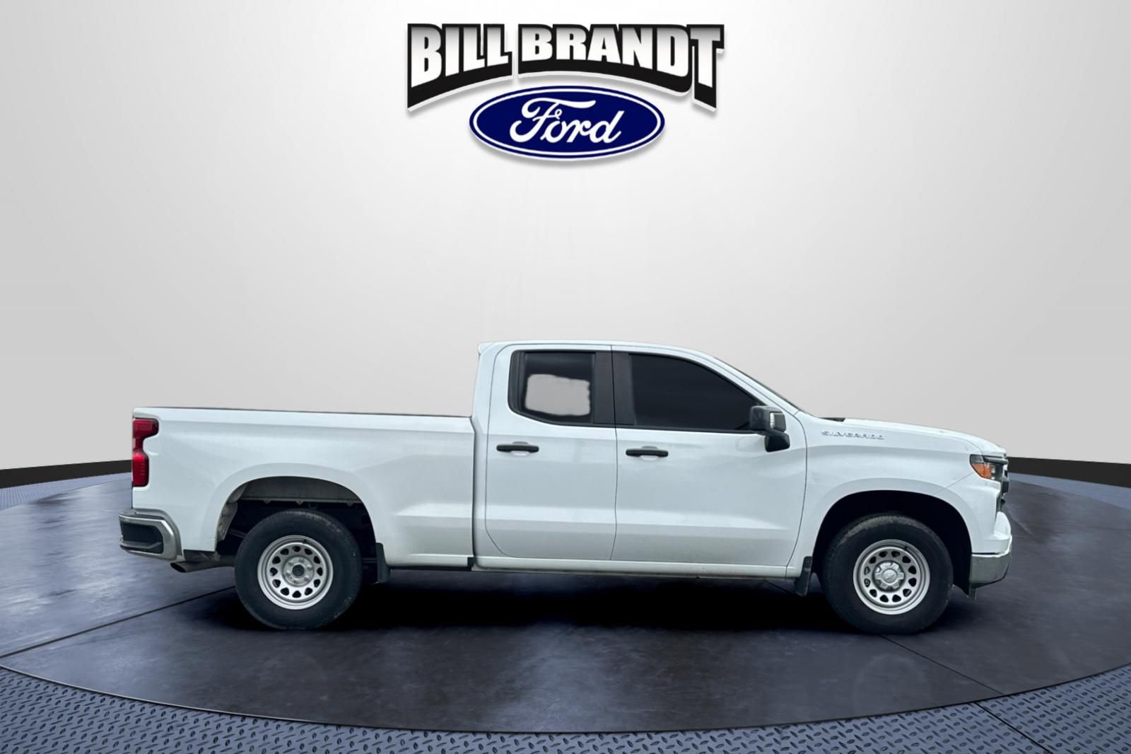 Used 2023 Chevrolet Silverado 1500 W/T w/ WT Value Package RWD image 2