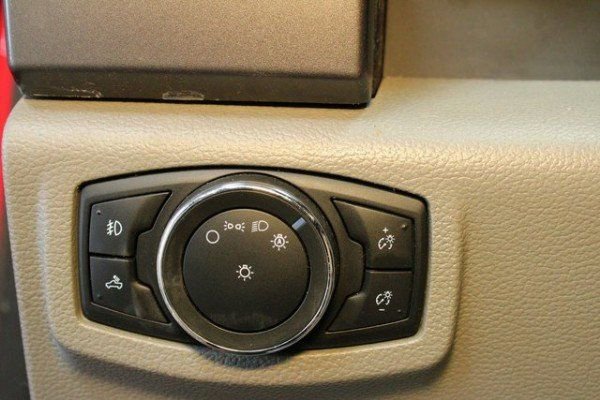 Used 2018 Ford F150 XLT w/ Equipment Group 302A Luxury image 18