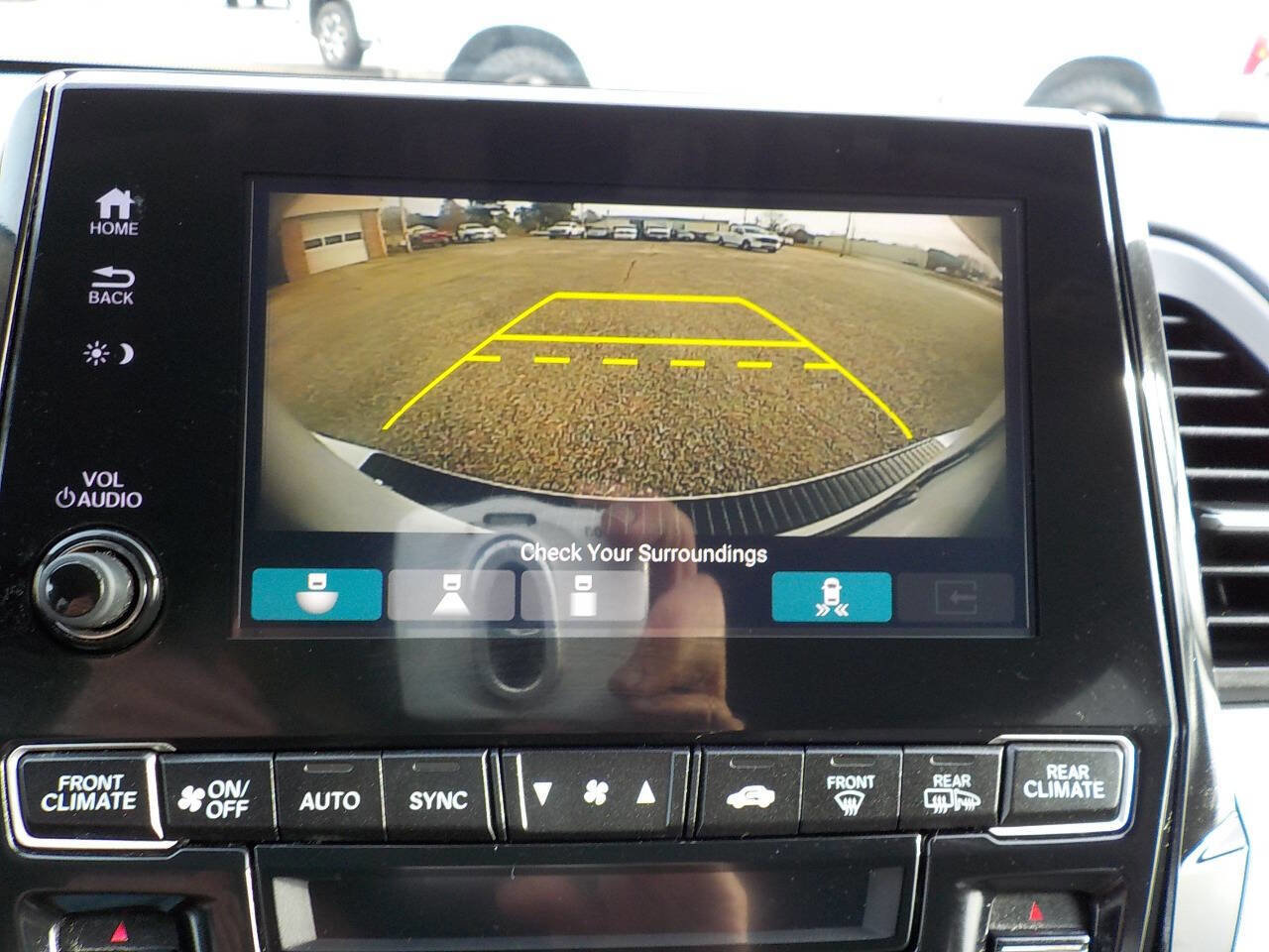 Used 2020 Honda Odyssey Touring image 19