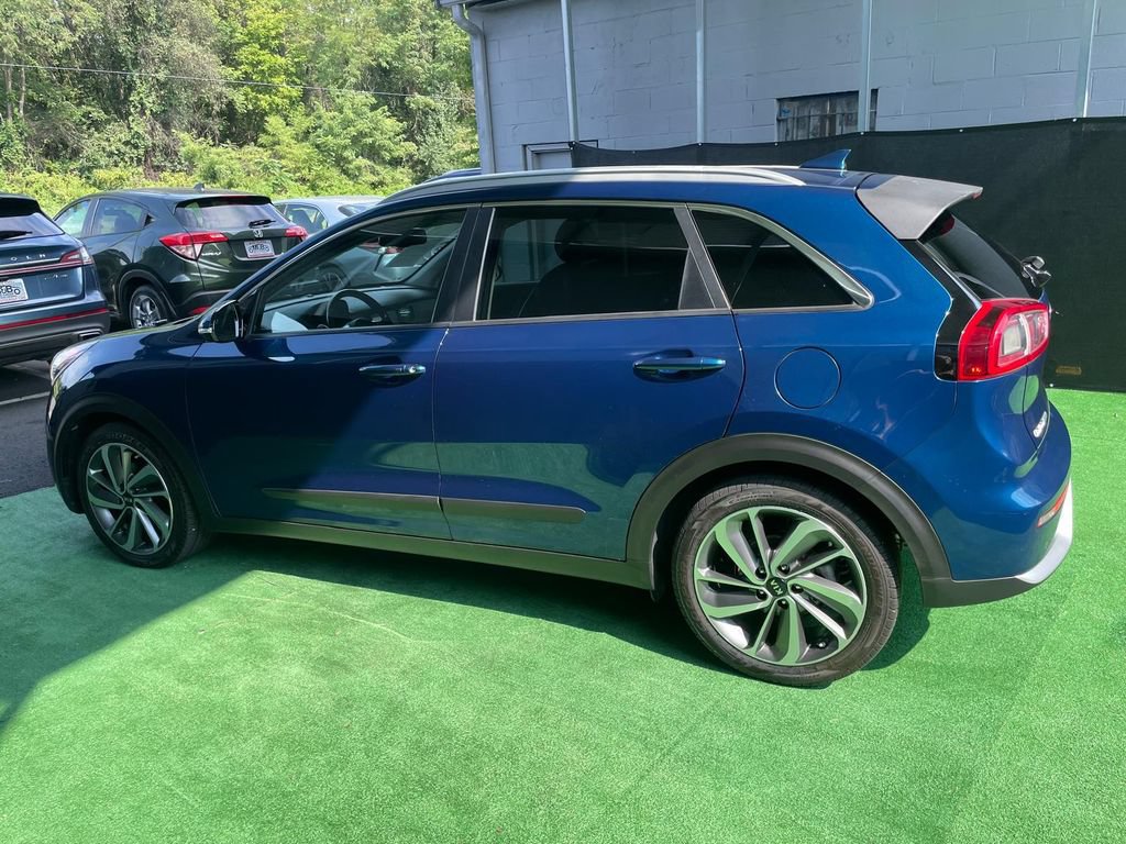 Used 2019 Kia Niro Touring FWD image 17