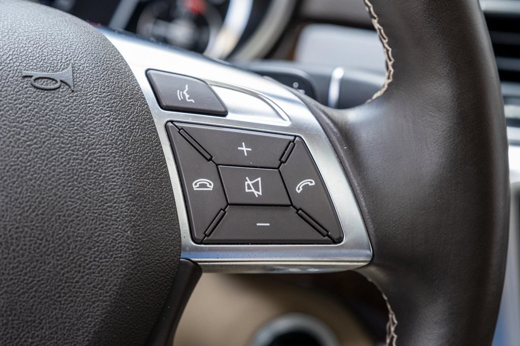 Used 2015 Mercedes-Benz ML 350 4MATIC w/ Premium 1 Package image 26