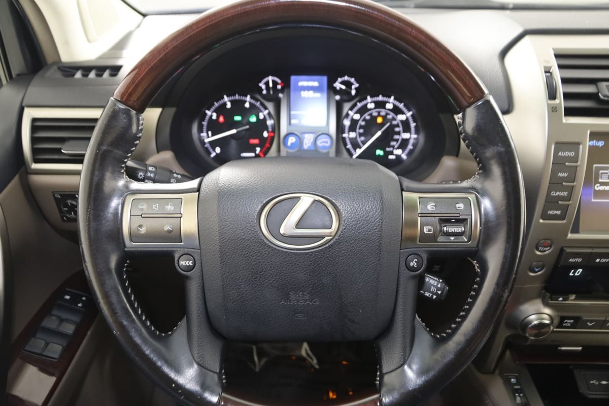 Used 2019 Lexus GX 460 Premium AWD/4WD image 40