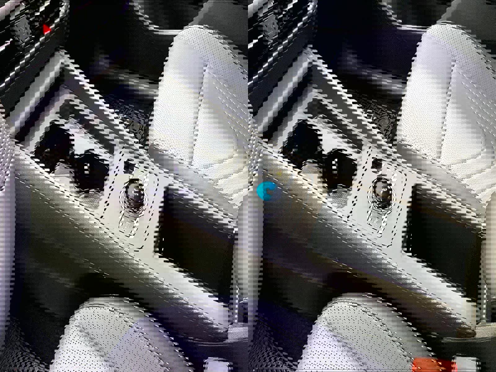 New 2026 Volkswagen Tiguan SE R-Line image 10