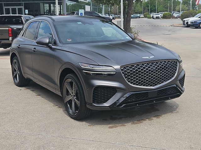 Used 2023 Genesis GV70 2.5T w/ Sport Prestige Package image 3