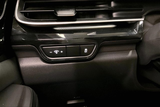 Used 2025 Kia Carnival SX Prestige FWD image 38