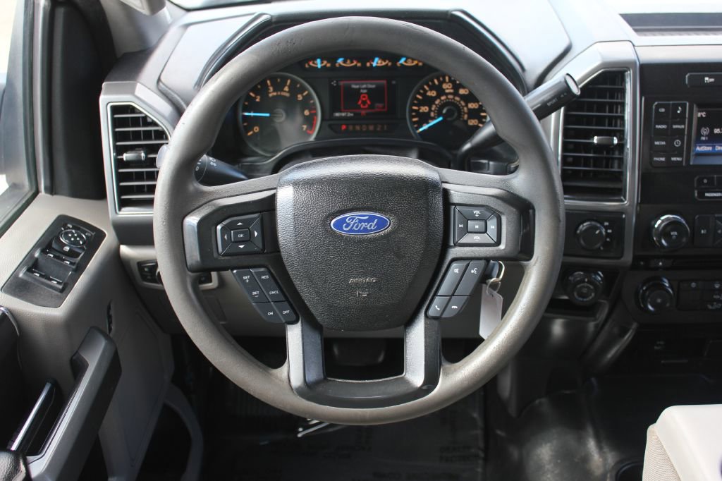 Used 2017 Ford F150 XLT w/ Trailer Tow Package image 11