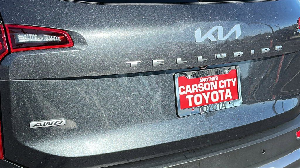 Used 2022 Kia Telluride S image 28