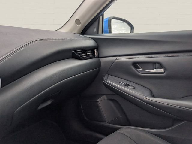 Used 2024 Nissan Sentra SV FWD image 14