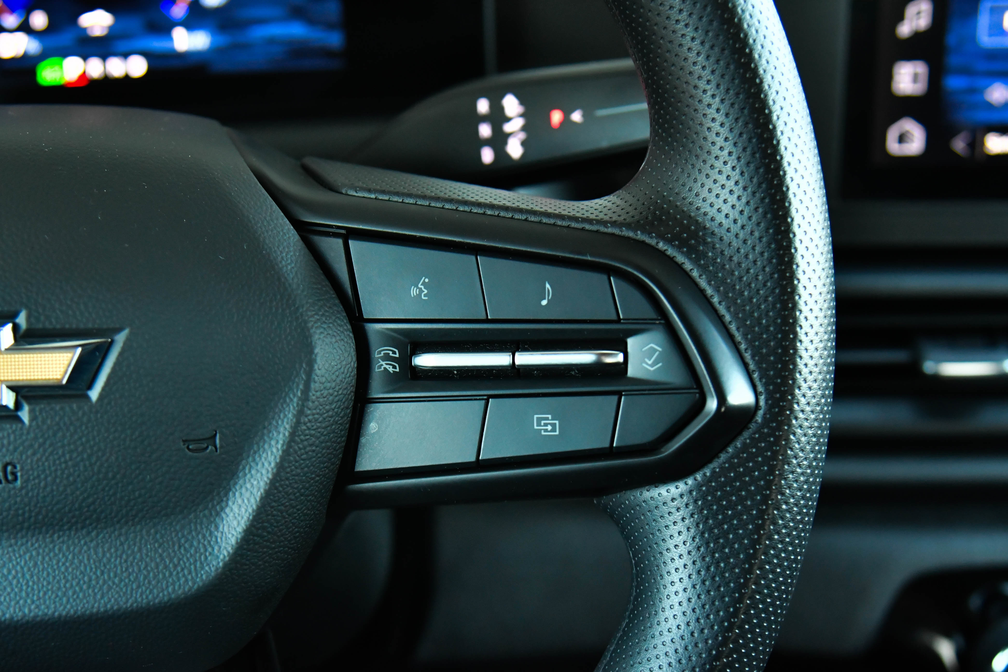 Used 2024 Chevrolet Silverado EV W/T image 36