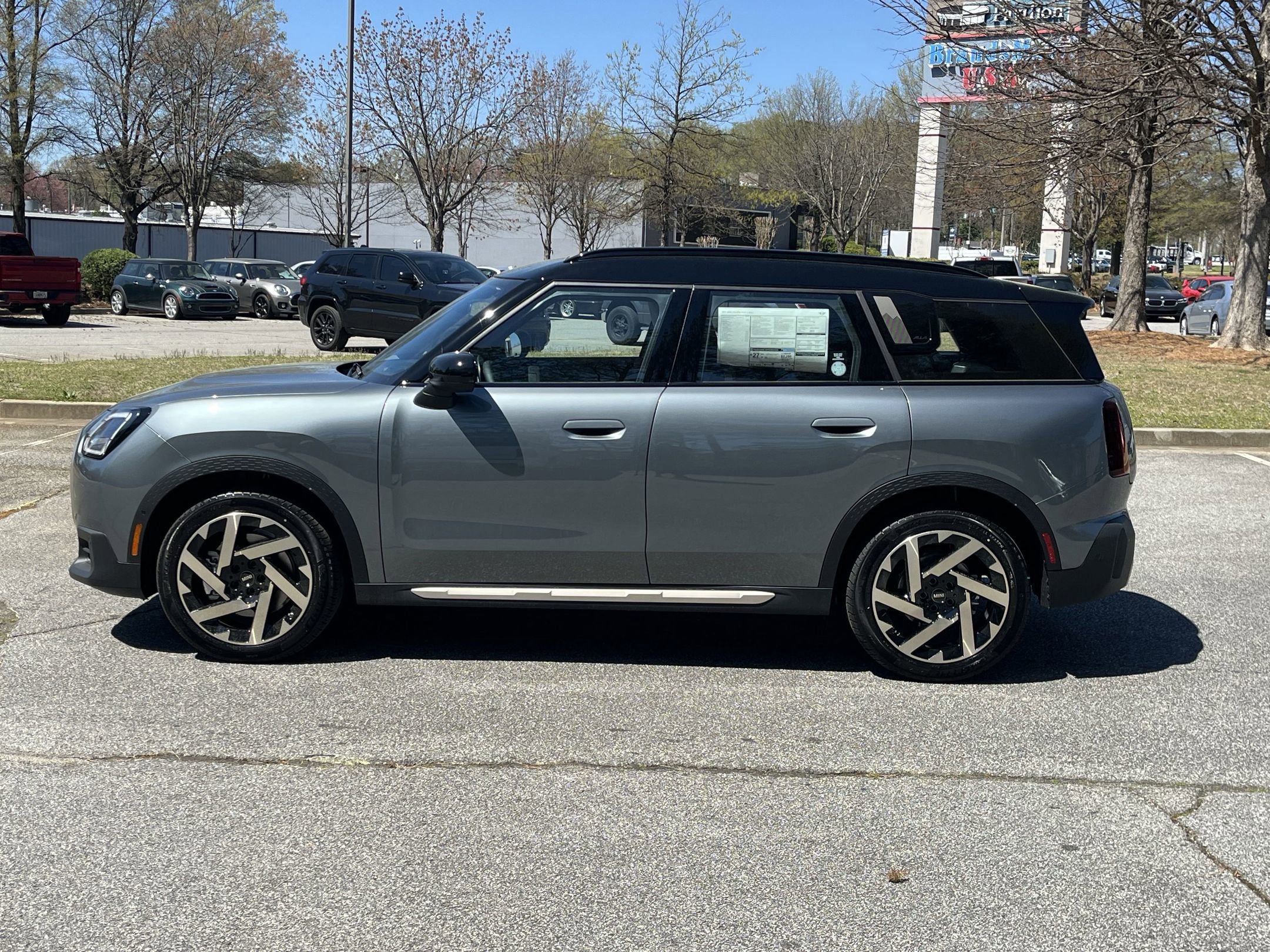 New 2025 MINI Cooper Countryman S image 2