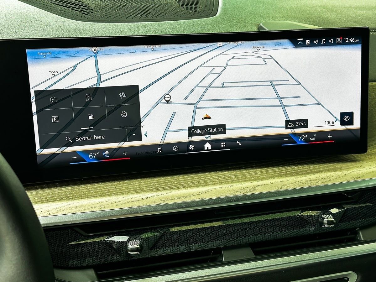 Certified 2024 BMW X7 xDrive40i w/ Executive Package image 20