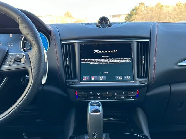 Used 2024 Maserati Levante Modena Ultima AWD/4WD image 16