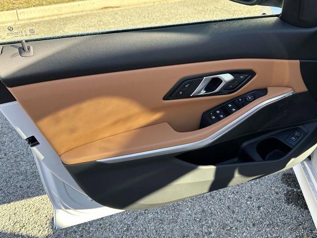 Used 2025 BMW 330i xDrive Sedan w/ Convenience Package image 23