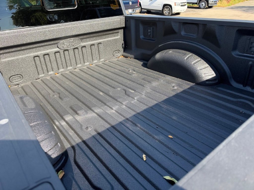 New 2027 Ford F250 XLT w/ XLT Premium Package AWD/4WD image 5