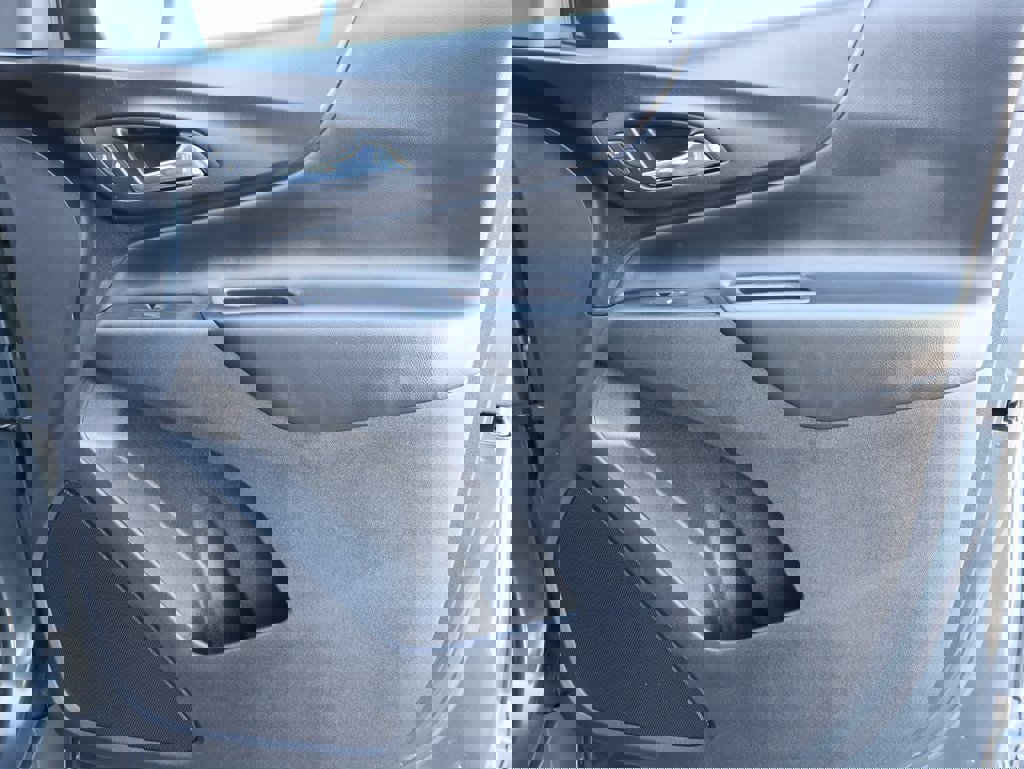 Used 2021 Chevrolet Equinox LT image 9