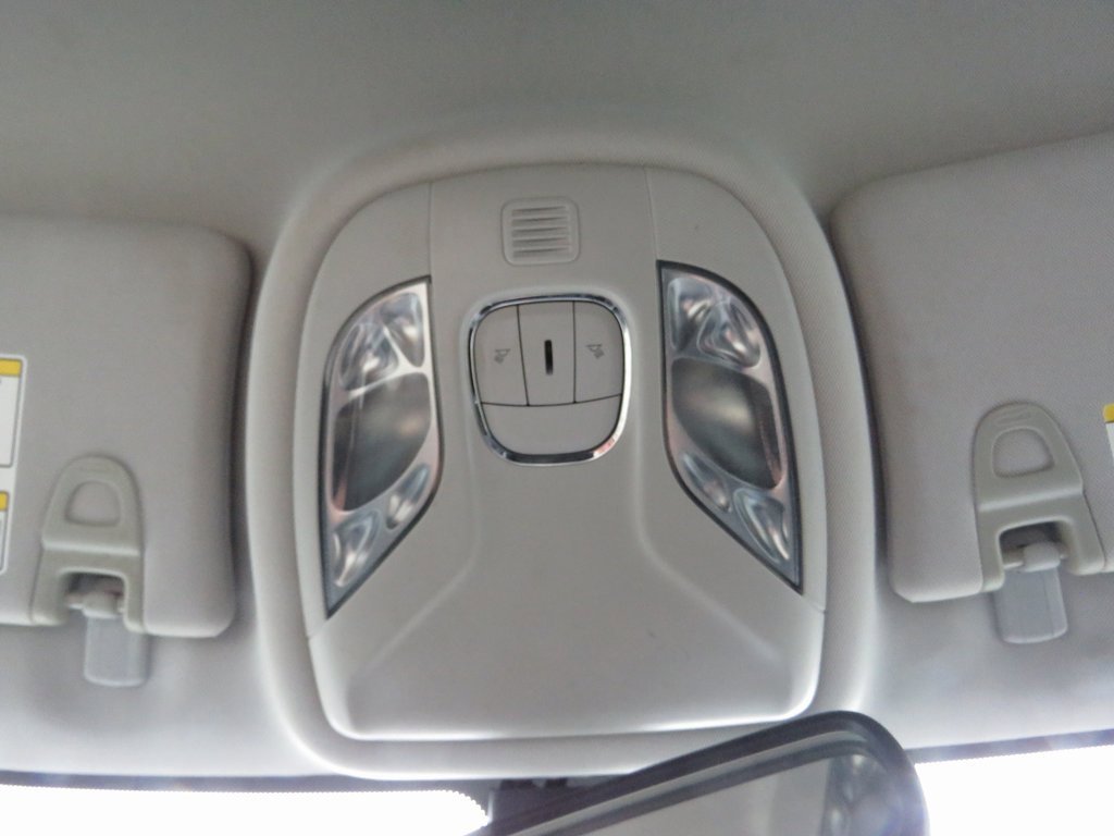 Used 2019 Jeep Compass Latitude image 27