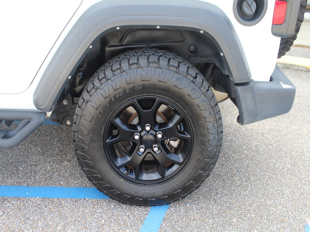 Used 2021 Jeep Wrangler Unlimited Sport AWD/4WD image 18