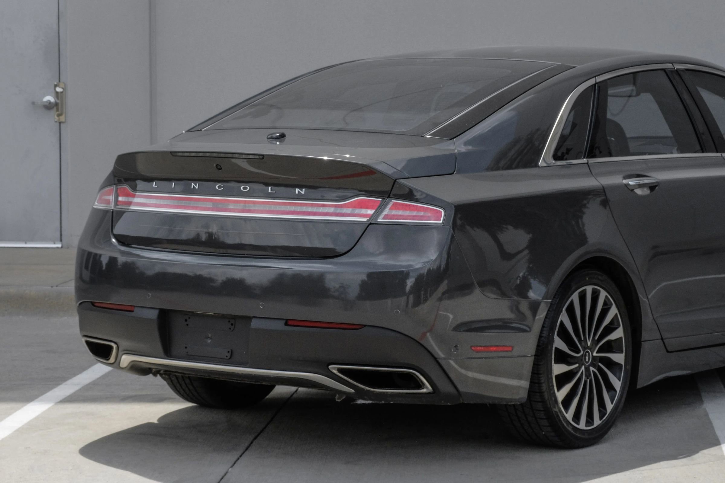 Used 2017 Lincoln MKZ Black Label w/ Technology Package AWD/4WD image 13