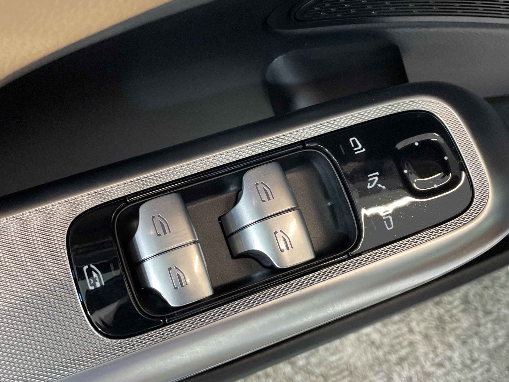 Certified 2025 Mercedes-Benz E 350 Sedan image 19