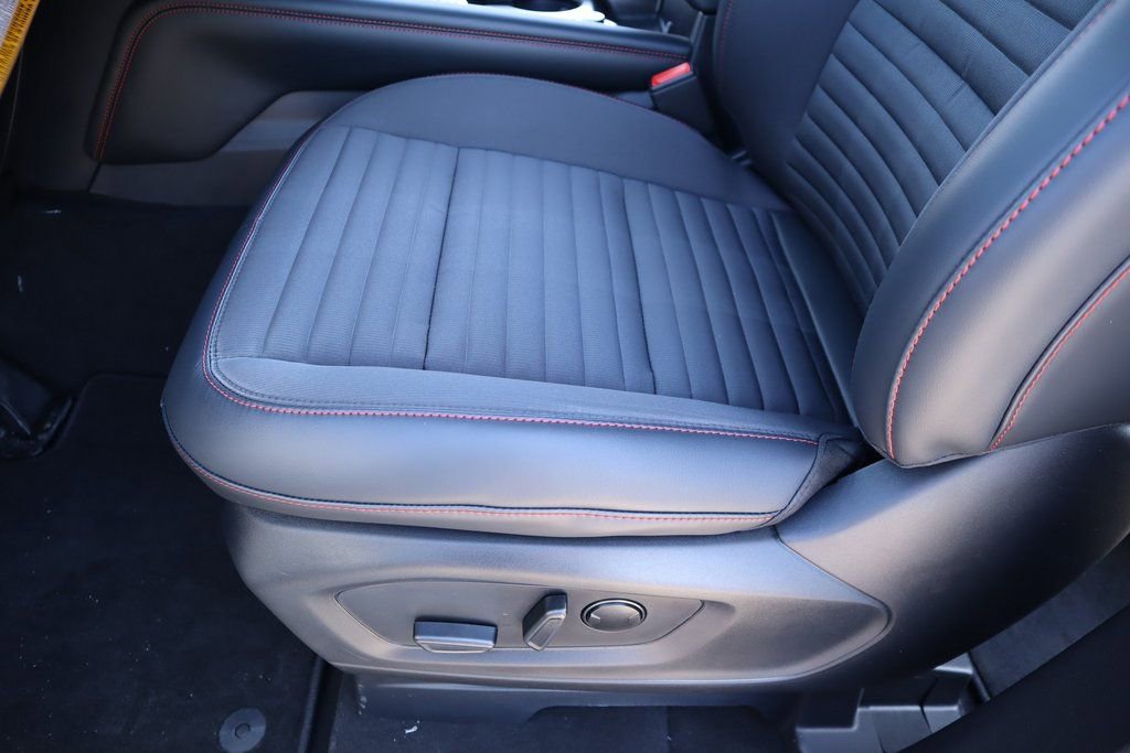 New 2026 Ford Explorer ST-Line w/ ST-Line Street Pack RWD image 13