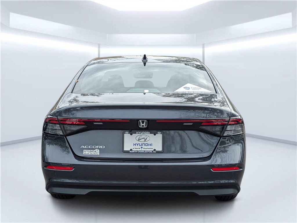 Used 2024 Honda Accord EX image 4