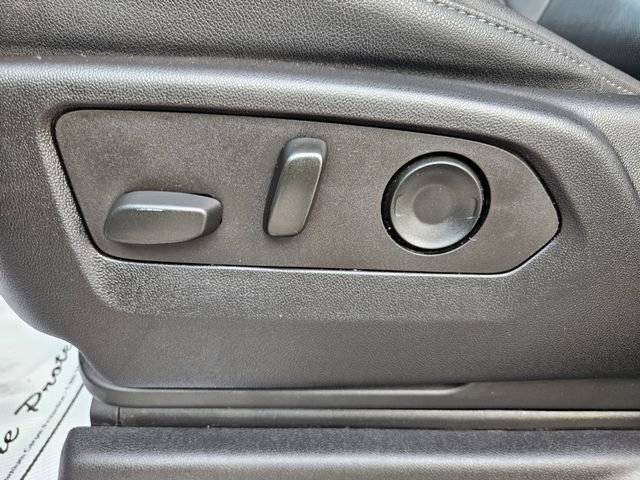 Used 2022 GMC Sierra 1500 SLT w/ X31 Off-Road Package image 12