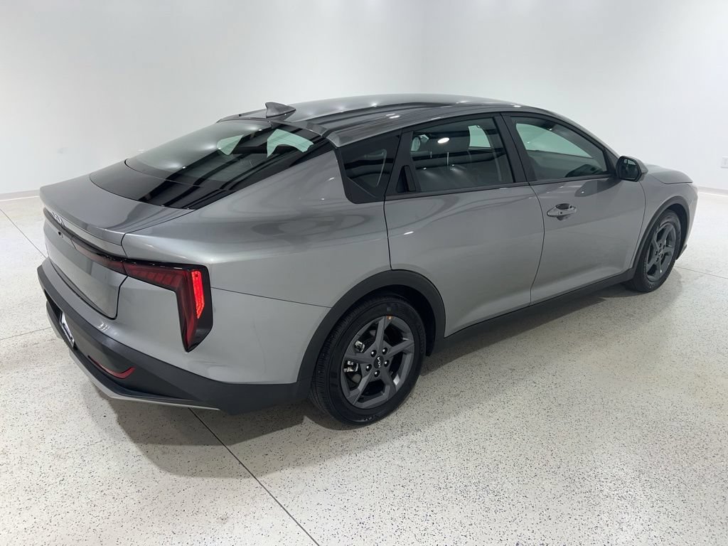 Used 2025 Kia K4 FWD image 5