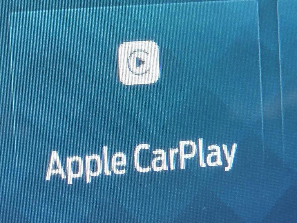 Used 2016 Ford Mustang Premium w/ Equipment Group 201A image 3